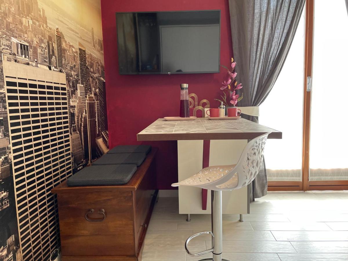 Studio Flat Policlinico G B Rossi Borgo Roma Verona Kültér fotó